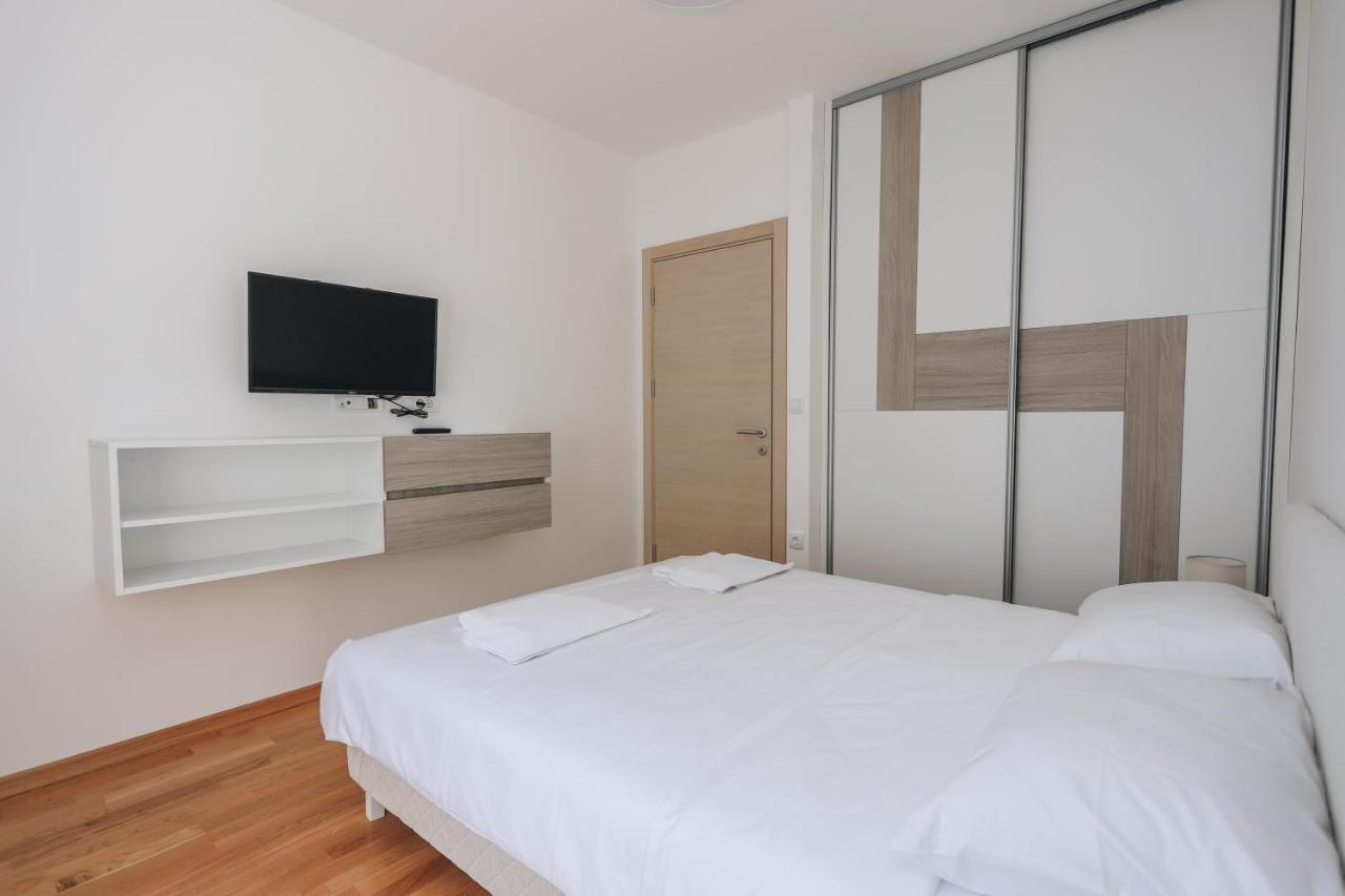 Status-M Apartments Bečići Exteriör bild