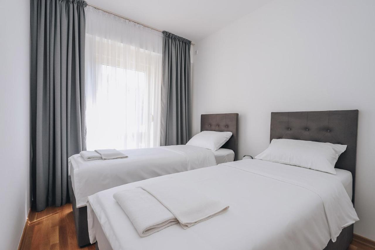 Status-M Apartments Bečići Exteriör bild