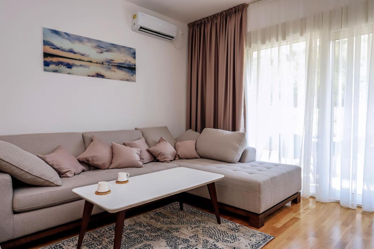Status-M Apartments Bečići Exteriör bild