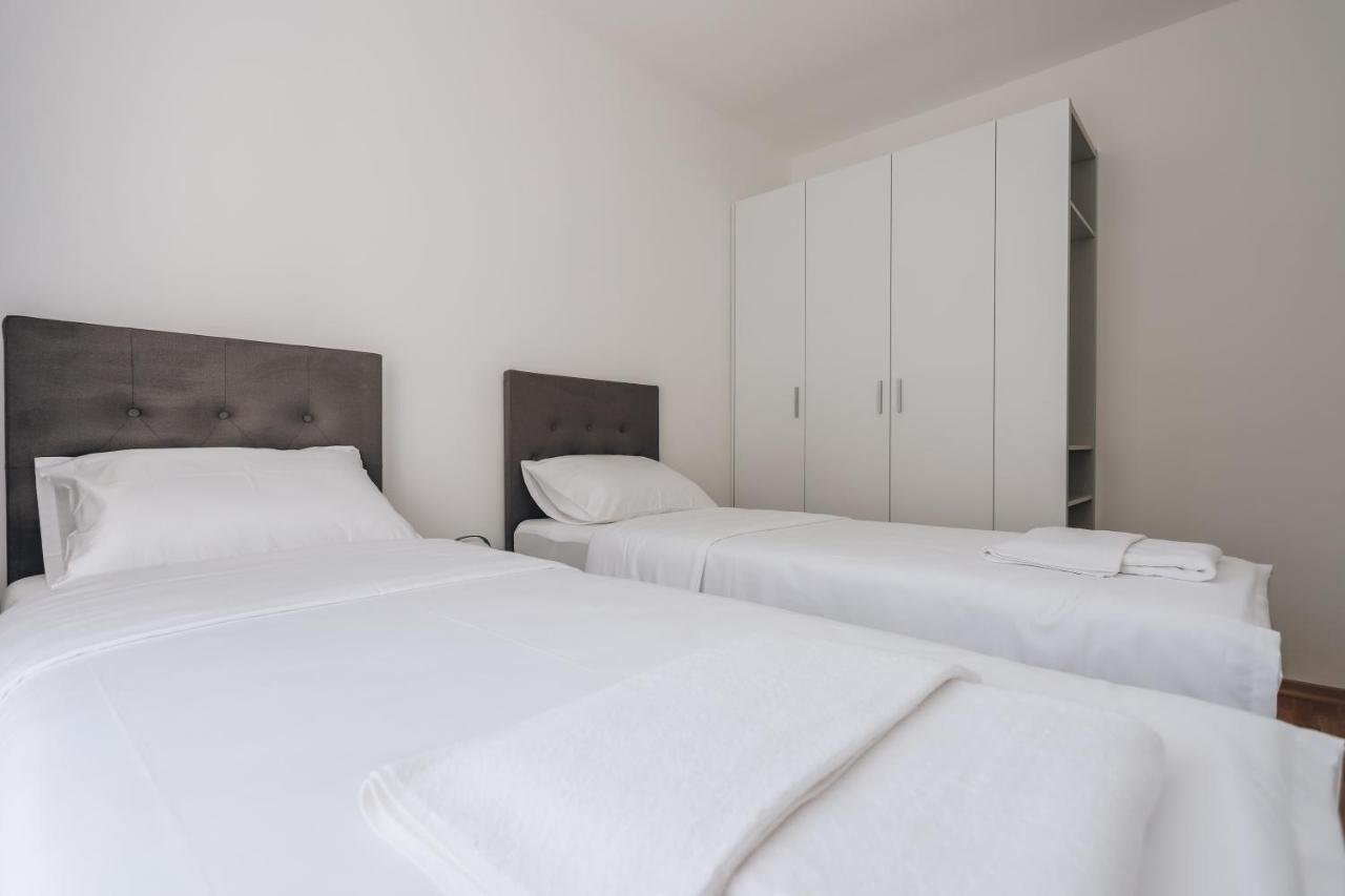 Status-M Apartments Bečići Exteriör bild