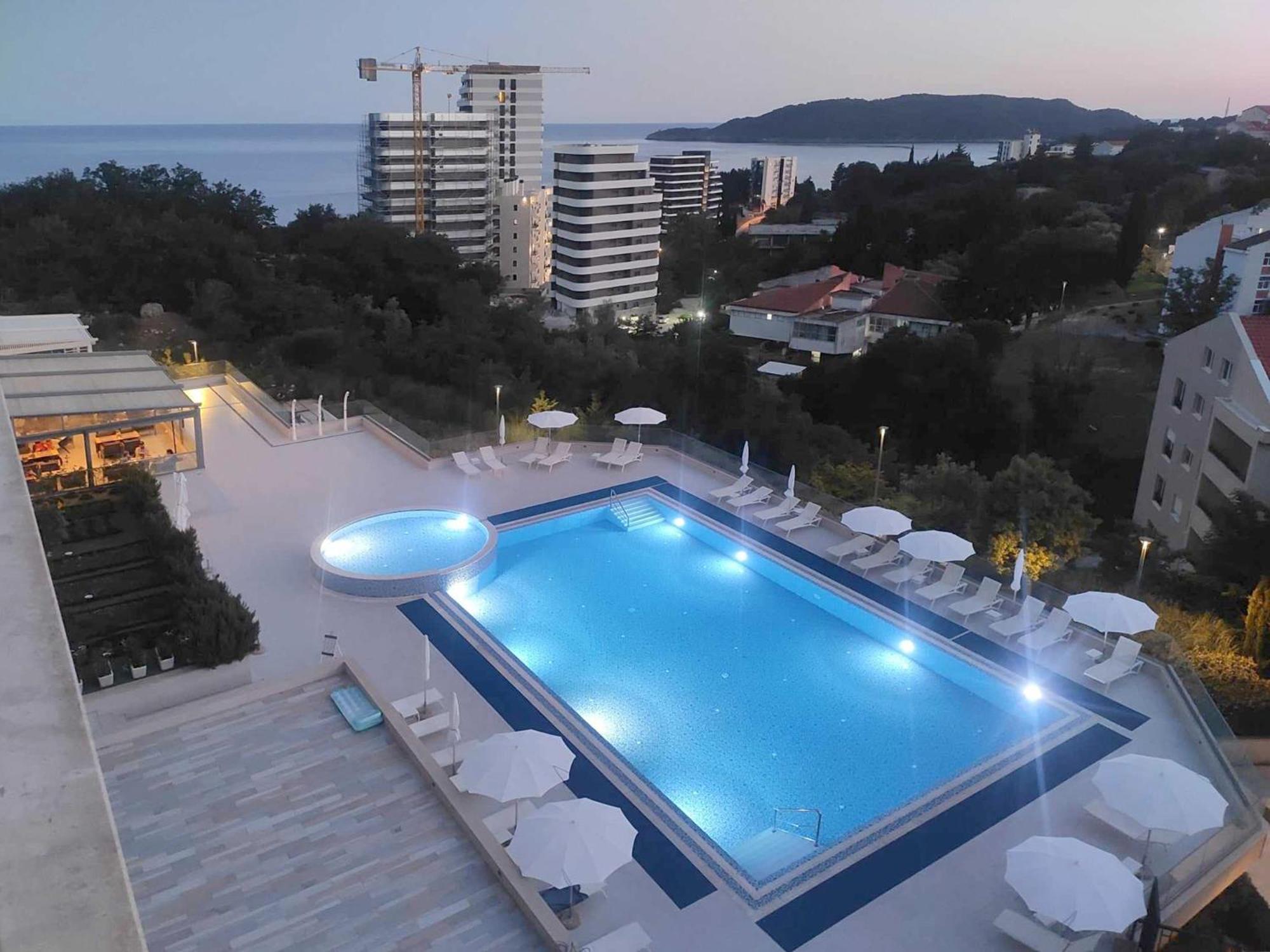 Status-M Apartments Bečići Exteriör bild